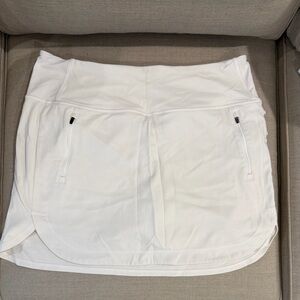 Athleta White Fairway Golf Skort 16" Size XL